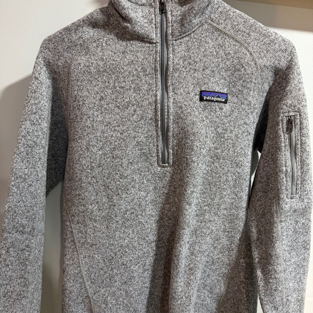 Women’s Patagonia Quarter Zip Small